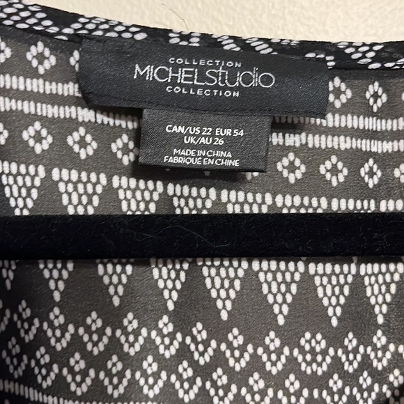 Size 22 Michel Studio sheer tunic blouse - Picture 4 of 9